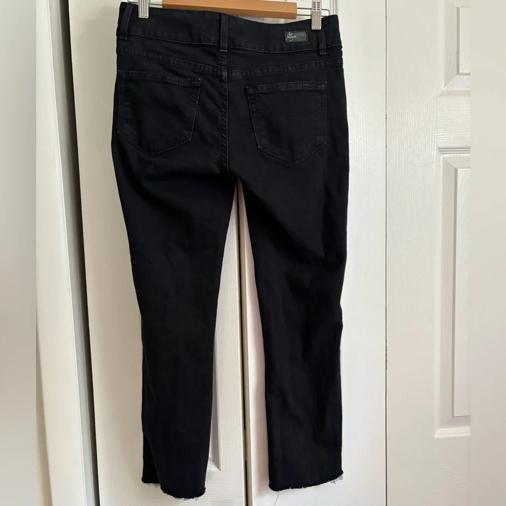PAIGE Denim Jeans Size 27 (Fits 30” Waist) – Raw Hem